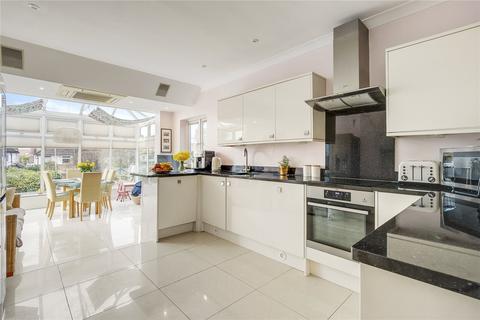 4 bedroom semi-detached house for sale, Ellerton Road, London, SW18