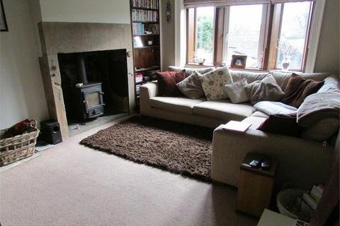 2 bedroom cottage to rent, Paris, Holmfirth HD9