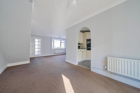 19 Beech Grove, Donington, Spalding, PE11 4XQ
