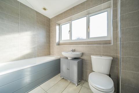 19 Beech Grove, Donington, Spalding, PE11 4XQ