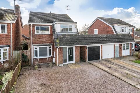 19 Beech Grove, Donington, Spalding, PE11 4XQ