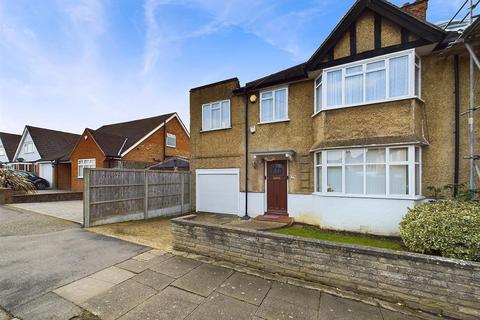 4 bedroom semi-detached house for sale, Hawthorne Avenue, Ruislip HA4