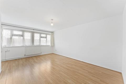 2 bedroom flat for sale, King Edward Road, London, E10