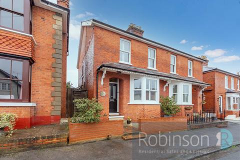 24 Alexandra Road, Maidenhead, SL6 6BG