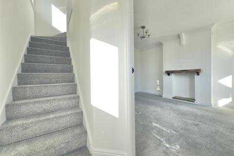 3 bedroom semi-detached house for sale, Stoney Royd, Barnsley, S71 3NU