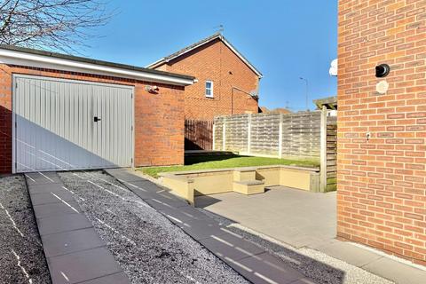 3 bedroom semi-detached house for sale, Stoney Royd, Barnsley, S71 3NU