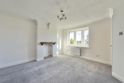 3 bedroom semi-detached house for sale, Stoney Royd, Barnsley, S71 3NU