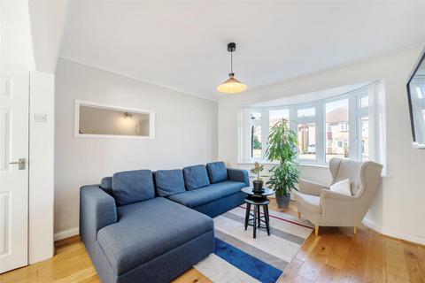 3 bedroom terraced house for sale, Hillcross Avenue, Morden SM4