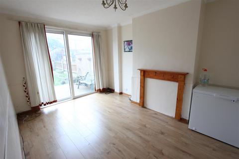 5 bedroom end of terrace house for sale, Chartham Road, South Norwood, London