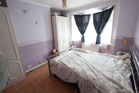 5 bedroom end of terrace house for sale, Chartham Road, South Norwood, London