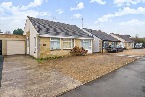 3 bedroom detached bungalow for sale, Meadow Way, South Cerney