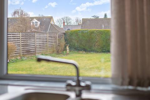 3 bedroom detached bungalow for sale, Meadow Way, South Cerney