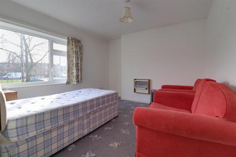 1 bedroom flat for sale, Bankside Court, Alsager