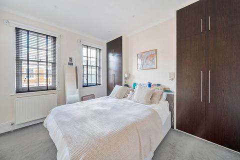 2 bedroom flat for sale, Sedlescombe Road, Fulham, London, SW6