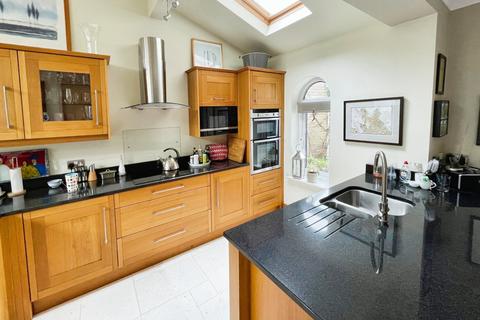 4 bedroom detached house for sale, Nield Court, Upton, Chester, Cheshire, CH2