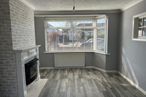 3 bedroom semi-detached house for sale, Thornford Gardens, Southend-on-Sea SS2