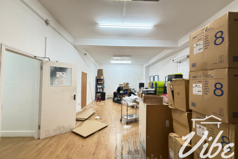 Office to rent, 95 Vale Road, London N4