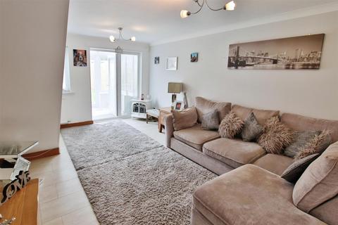 2 bedroom end of terrace house for sale, Argosy Close, Warsash