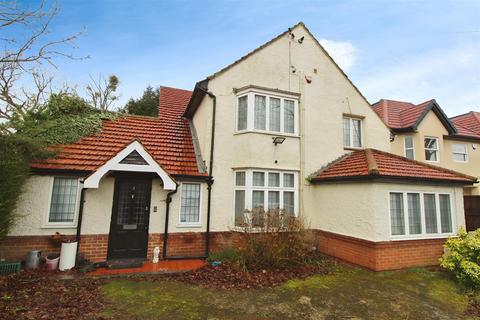 3 Langley Broom, Slough, SL3 8NB