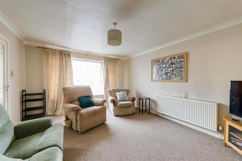 3 bedroom semi-detached house for sale, Wiston Avenue, Thomas A Becket, Worthing