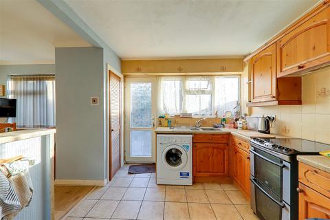 3 bedroom semi-detached house for sale, Wiston Avenue, Thomas A Becket, Worthing