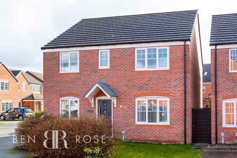 4 bedroom detached house for sale, Cottonwood Close, Bamber Bridge, Preston