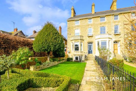 5 bedroom end of terrace house for sale, Tinwell Road, Stamford, PE9