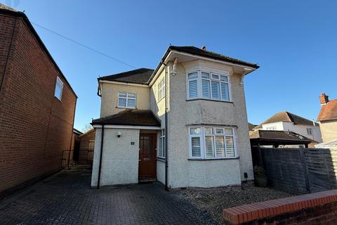 3 bedroom detached house for sale, Tindal Road, Aylesbury