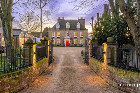 6 bedroom detached house for sale, South Street, Crowland, PE6