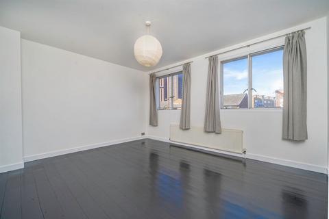 2 bedroom flat for sale, The Cut, London SE1