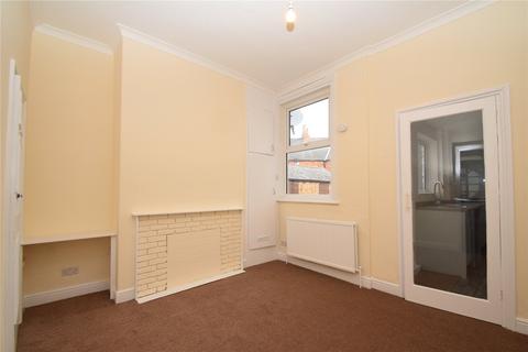 3 bedroom terraced house to rent, Candler Street, Scarborough, North Yorkshire, YO12