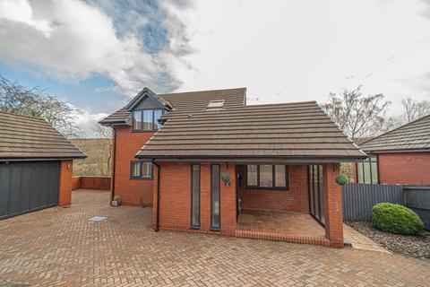 3 bedroom detached house for sale, Acorn Close, Abersychan, NP4