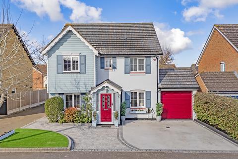 4 bedroom detached house for sale, Needham Close, Billericay, Essex, CM11