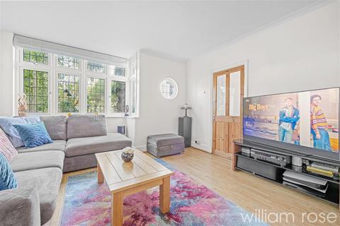 3 bedroom semi-detached house for sale, Dale View Crescent, London E4