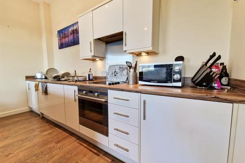 1 bedroom apartment for sale, Beauvais Square, Shortstown, Bedford