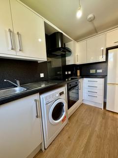 2 bedroom flat to rent, Cherrybank Gardens, City Centre, Aberdeen, AB11