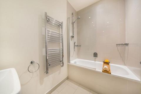 Flat 1, 35 Grosvenor Road, Twickenham, TW1 4AD