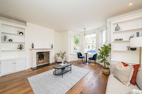 Flat 1, 35 Grosvenor Road, Twickenham, TW1 4AD