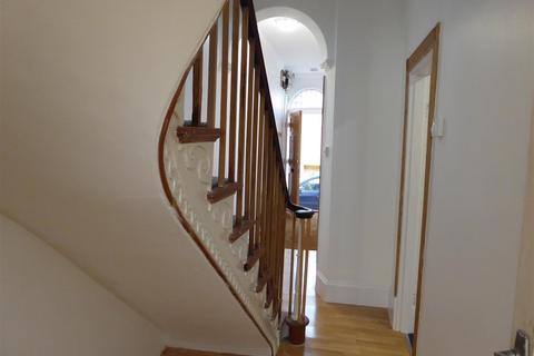 4 bedroom terraced house to rent, Hardres Street, Ramsgate CT11