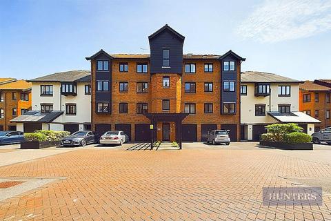 2 bedroom apartment for sale, Moorhead Court, Ocean Village, SO14