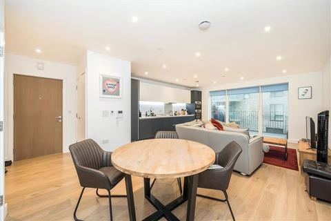 2 bedroom flat for sale, West Parkside, London SE10