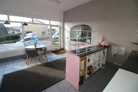 2 bedroom end of terrace house for sale, Trelawney Road, Saltash