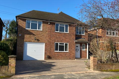 4 bedroom detached house for sale, LYNWOOD CLOSE, WOKING