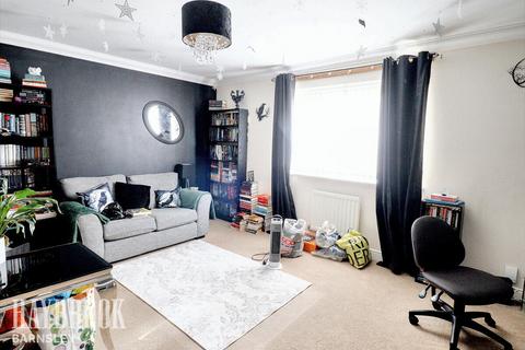3 bedroom semi-detached house for sale, Harold Avenue, Lundwood