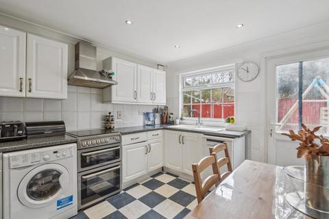 undefined, Devonshire Green, Farnham Royal SL2