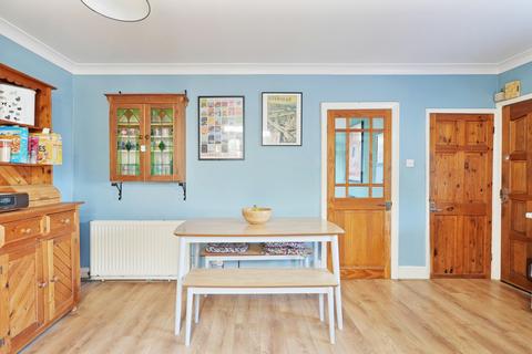47 Bishopscourt Road, Sheffield, S8 9HN