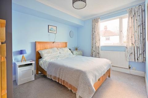 47 Bishopscourt Road, Sheffield, S8 9HN