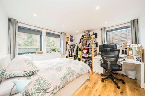 1 bedroom flat for sale, Plumstead High Street, Plumstead, SE18