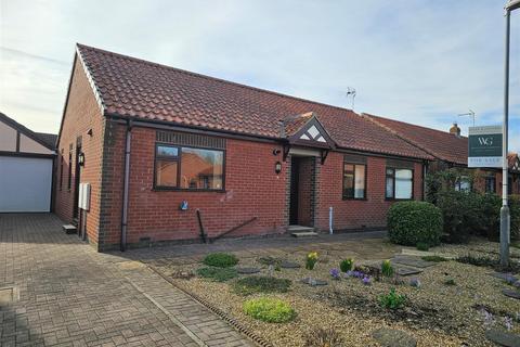 2 bedroom detached bungalow for sale, 9 Reina Drive, Driffield, YO25 5BH