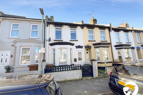 3 bedroom terraced house to rent, Shakespeare Road, Gillingham, Kent, ME7